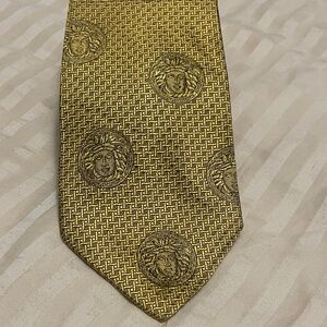 RARE Gold MEDUSA Medallion Pattern Men's VERSACE Tie